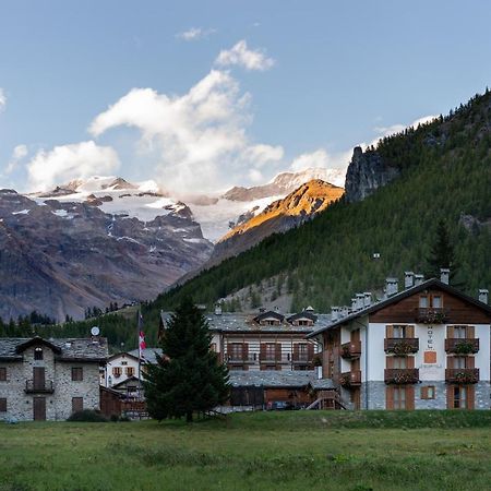 Lo Scoiattolo Hotel Gressoney-la-Trinité Extérieur photo