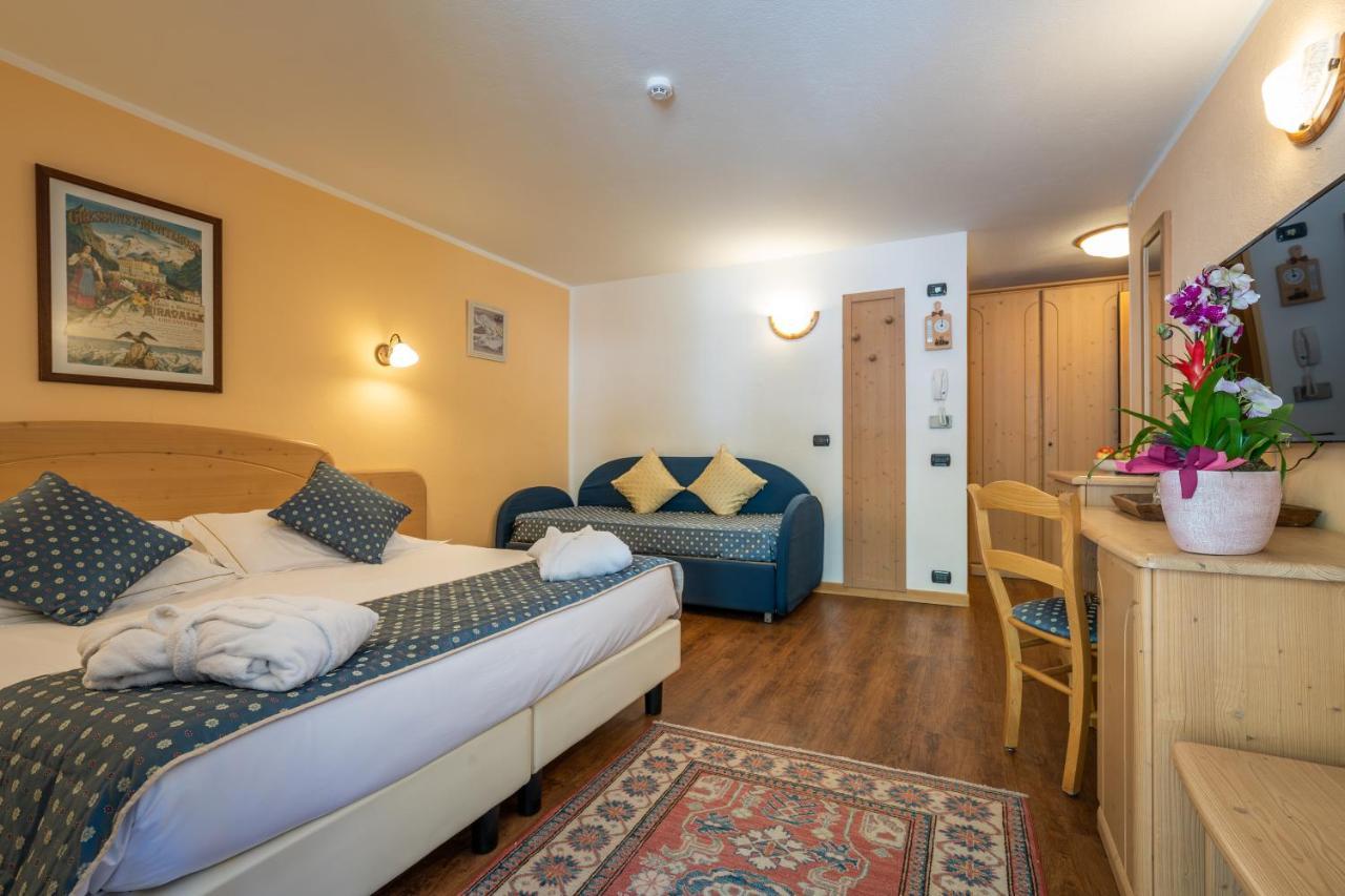 Lo Scoiattolo Hotel Gressoney-la-Trinité Extérieur photo