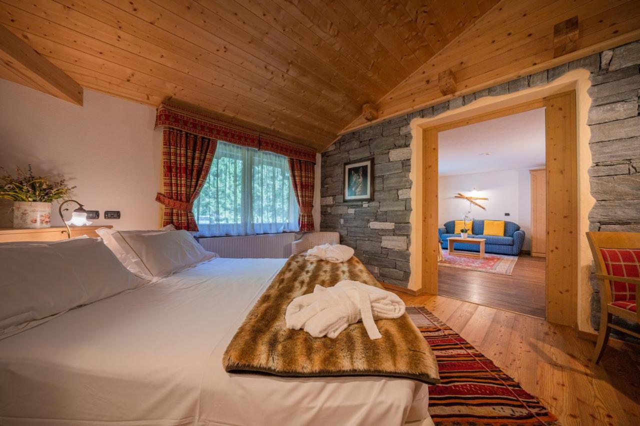 Lo Scoiattolo Hotel Gressoney-la-Trinité Extérieur photo