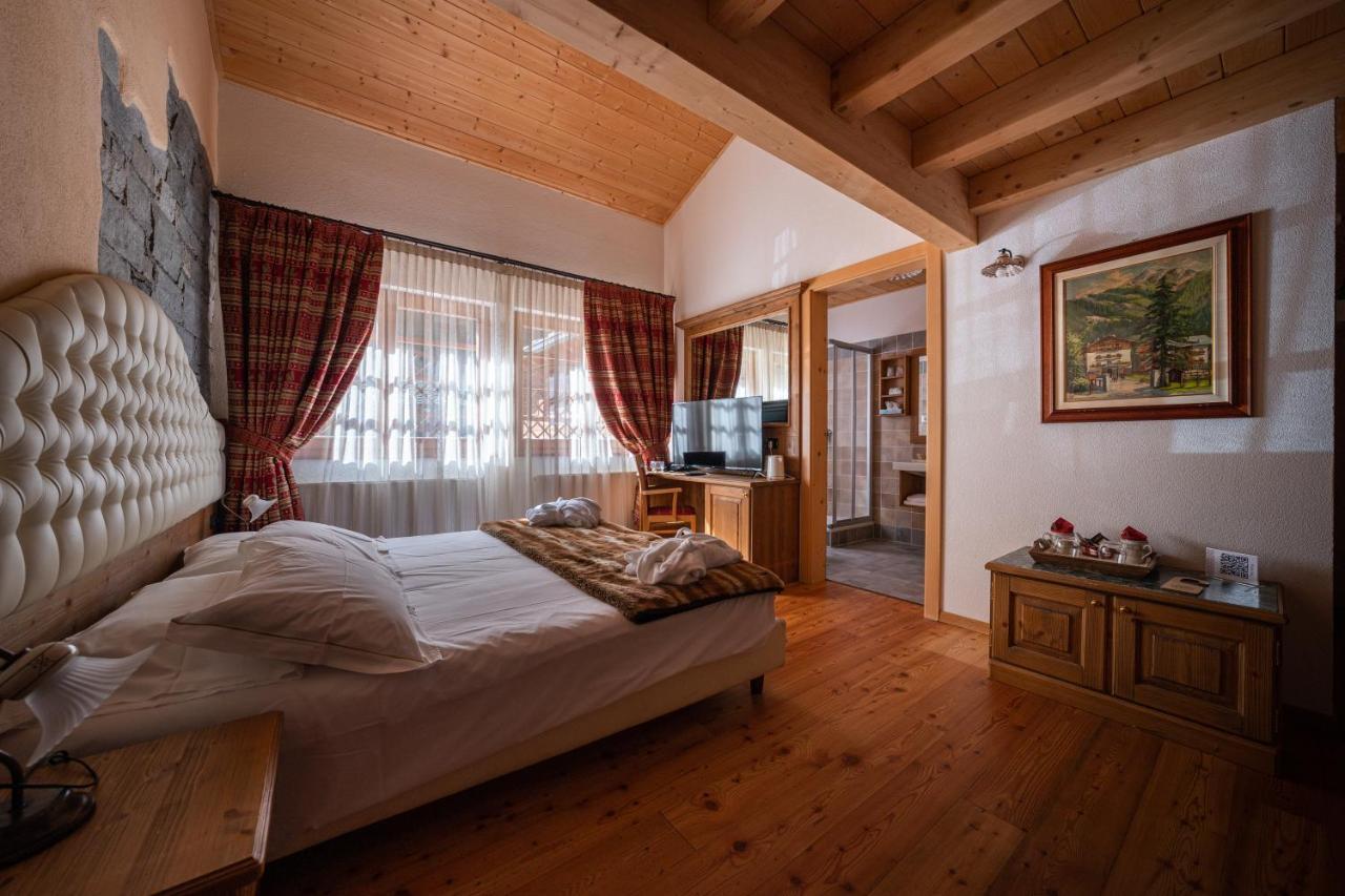 Lo Scoiattolo Hotel Gressoney-la-Trinité Extérieur photo